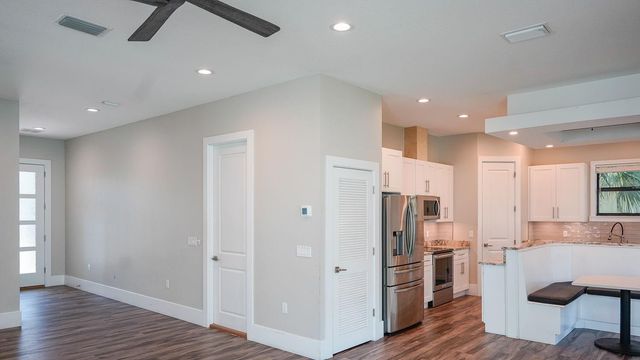 3205 W NASSAU STREET, Tampa, FL 33607