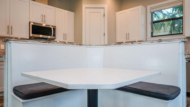 3205 W NASSAU STREET, Tampa, FL 33607