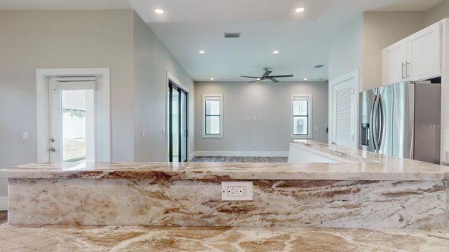 3205 W NASSAU STREET, Tampa, FL 33607