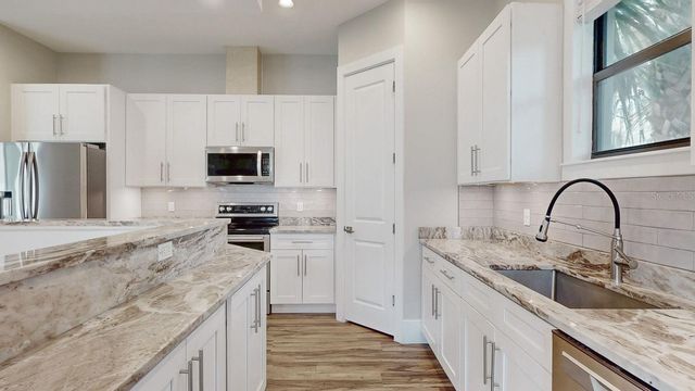3205 W NASSAU STREET, Tampa, FL 33607