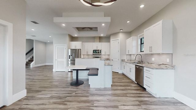 3205 W NASSAU STREET, Tampa, FL 33607