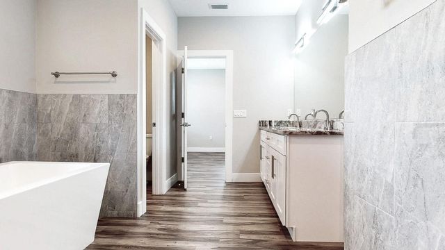 3205 W NASSAU STREET, Tampa, FL 33607