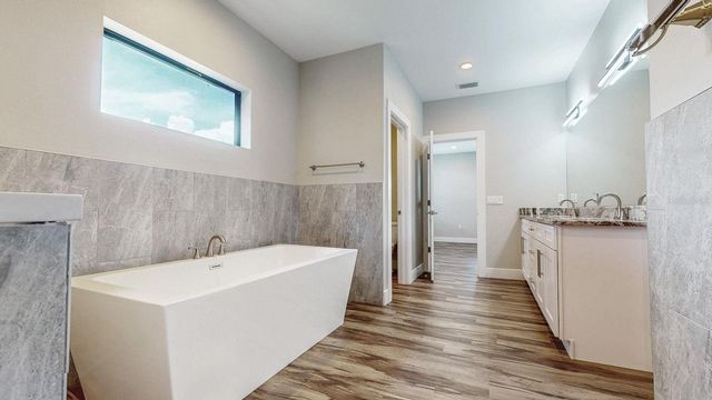 3205 W NASSAU STREET, Tampa, FL 33607
