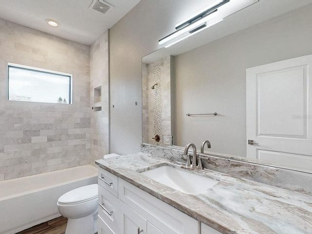 3205 W NASSAU STREET, Tampa, FL 33607