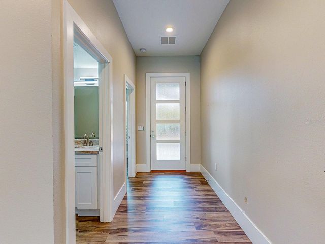 3205 W NASSAU STREET, Tampa, FL 33607