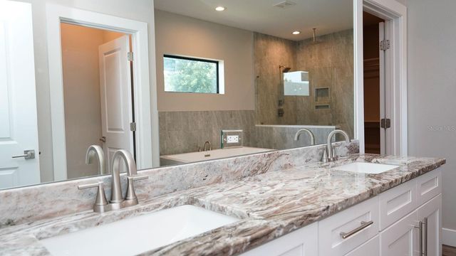 3205 W NASSAU STREET, Tampa, FL 33607