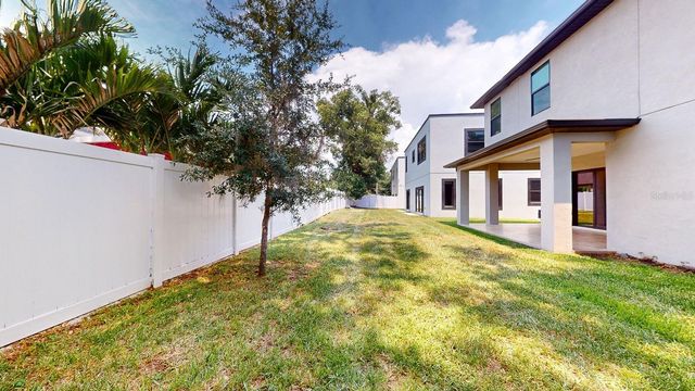3205 W NASSAU STREET, Tampa, FL 33607