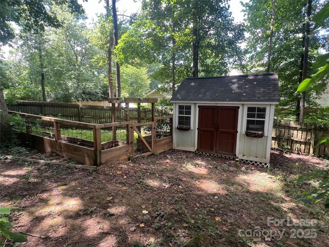 4440 Hounds Run Drive, Matthews, NC 28105