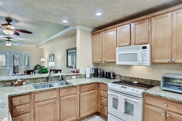 200 BELLA HARBOR COURT 105, Palm Coast, FL 32137