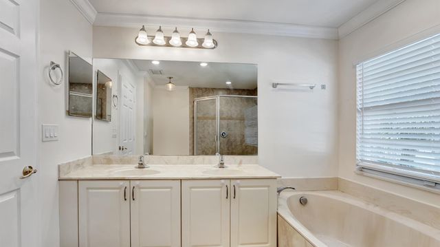 7938 Jewelwood Dr Drive, Boynton Beach, FL 33437