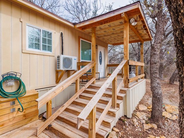 6853 Jordan Lane, Brownwood, TX 76801