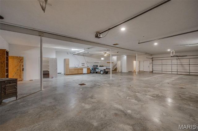 107 Wildhorse Road, Farmington, MO 63640