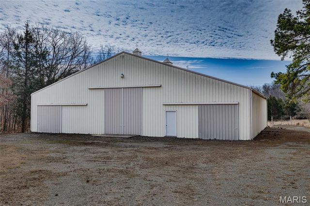 107 Wildhorse Road, Farmington, MO 63640