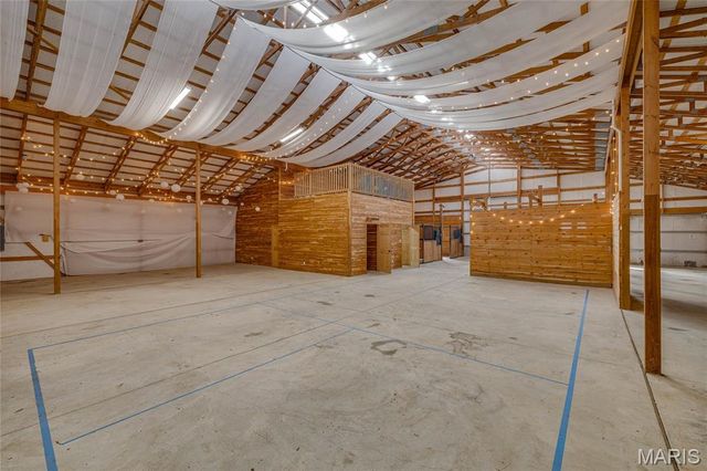 107 Wildhorse Road, Farmington, MO 63640