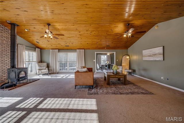 107 Wildhorse Road, Farmington, MO 63640