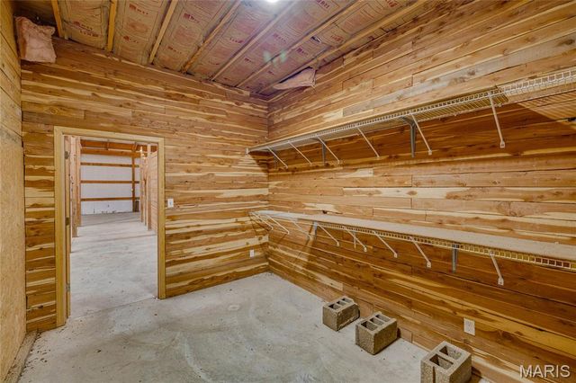 107 Wildhorse Road, Farmington, MO 63640