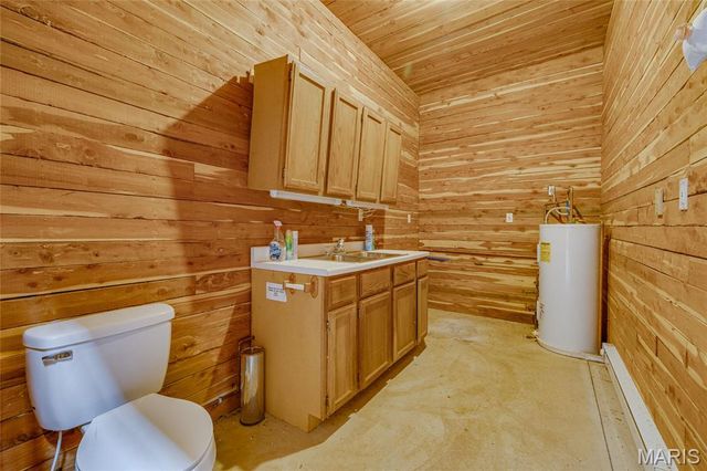 107 Wildhorse Road, Farmington, MO 63640