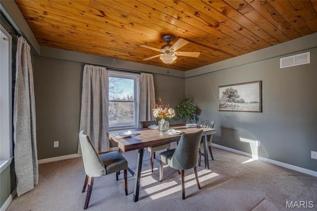 107 Wildhorse Road, Farmington, MO 63640