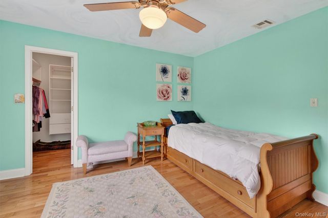 8 Twin Spring Lane, Florida, NY 10921