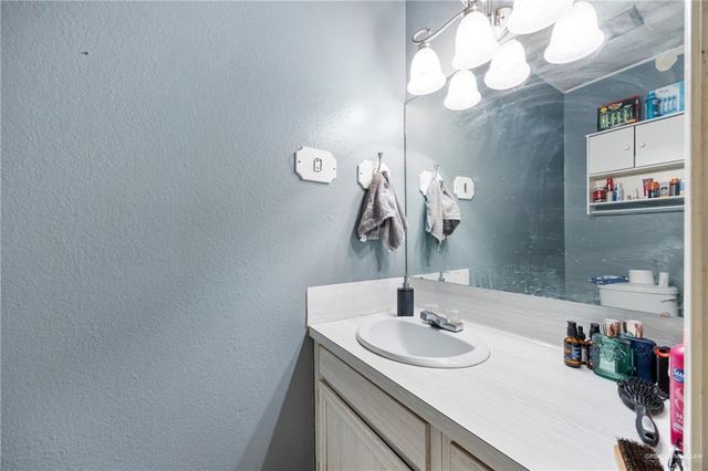 415 S Westgate Drive C-20, Weslaco, TX 78596