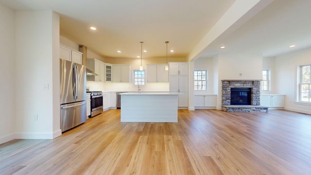 3 academy hill Lane, South Dennis, MA 02660