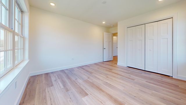 3 academy hill Lane, South Dennis, MA 02660