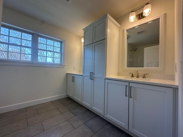 3 academy hill Lane, South Dennis, MA 02660