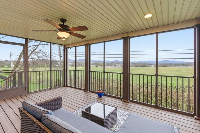 911 Cabernet Drive, Berea, KY 40403