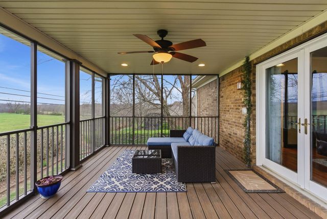 911 Cabernet Drive, Berea, KY 40403