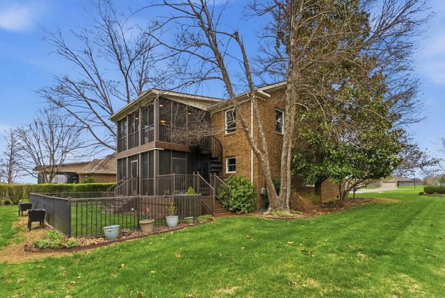 911 Cabernet Drive, Berea, KY 40403