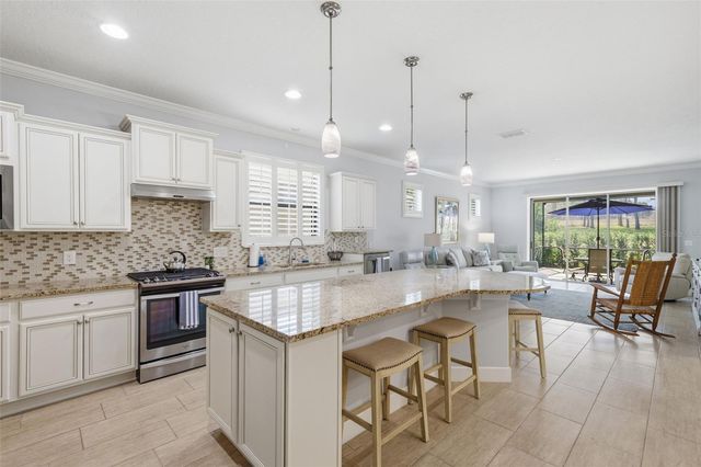 112 CASTELLON COURT, Davenport, FL 33837