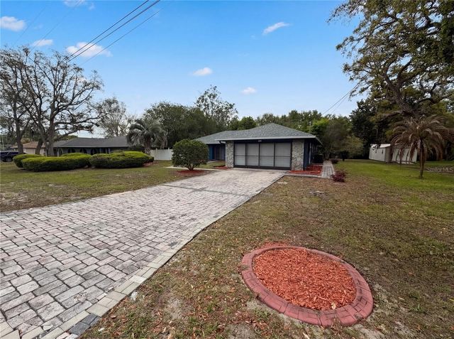 7650 HOLIDAY DRIVE, Spring Hill, FL 34606