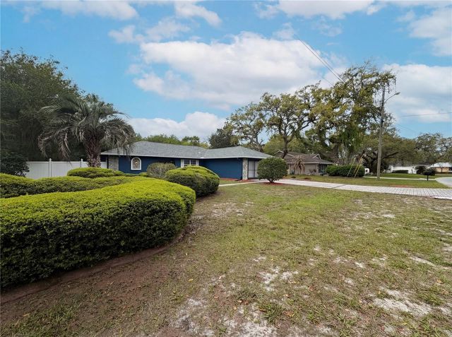 7650 HOLIDAY DRIVE, Spring Hill, FL 34606