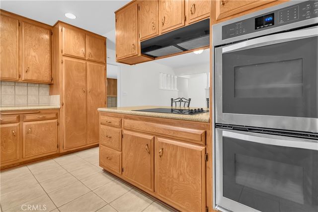 2874 N Heather Road, Long Beach, CA 90815