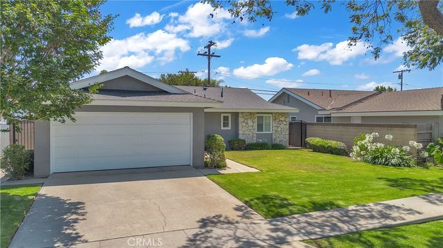 2874 N Heather Road, Long Beach, CA 90815