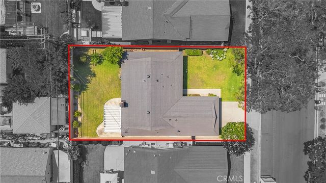 2874 N Heather Road, Long Beach, CA 90815