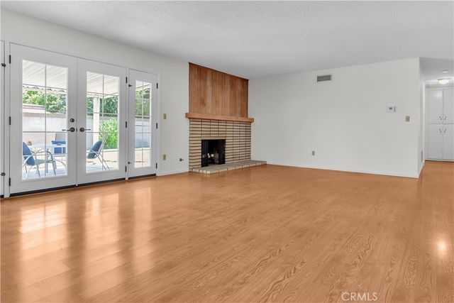 2874 N Heather Road, Long Beach, CA 90815