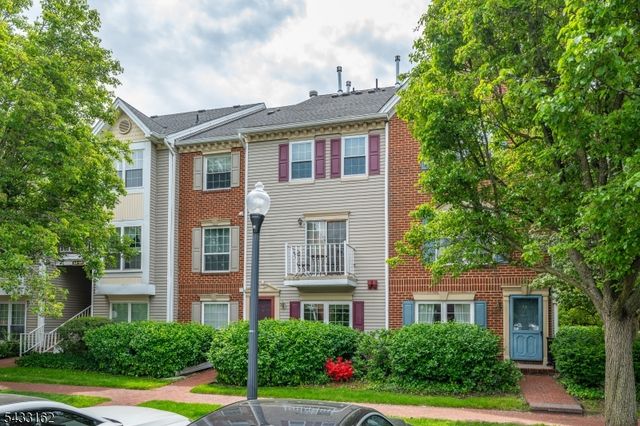 72 Cherry St, Jersey City, NJ 07305