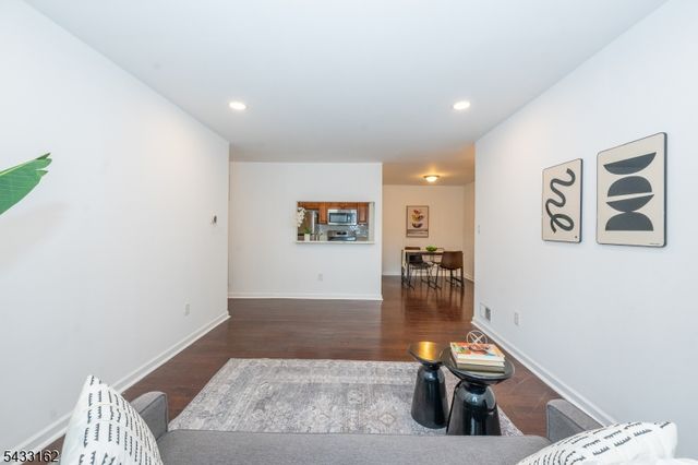 72 Cherry St, Jersey City, NJ 07305