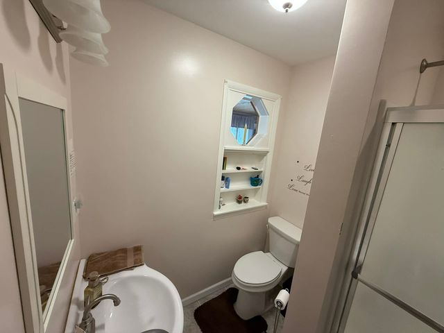 206 6th Avenue E, Andalusia, IL 61232