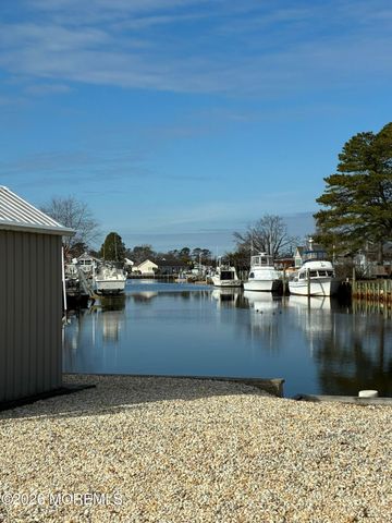 15 Parkers Point Boulevard, Forked River, NJ 08731