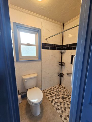 236 La Jolla Drive, Athens, TX 75751