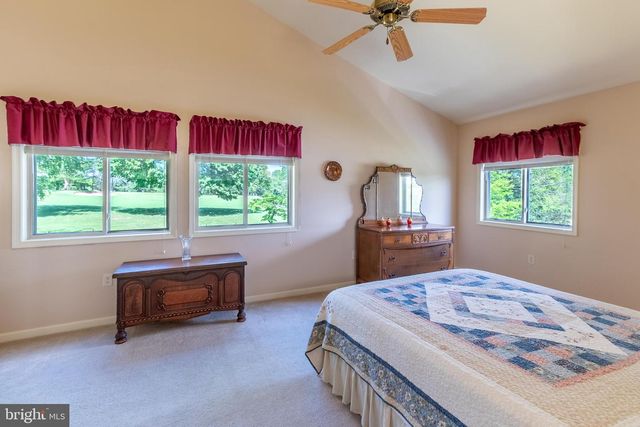 81 NOKOMIS TRL, Hedgesville, WV 25427