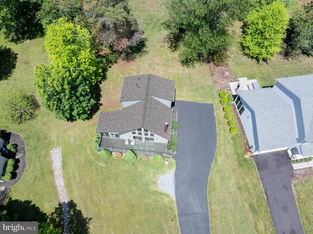 81 NOKOMIS TRL, Hedgesville, WV 25427