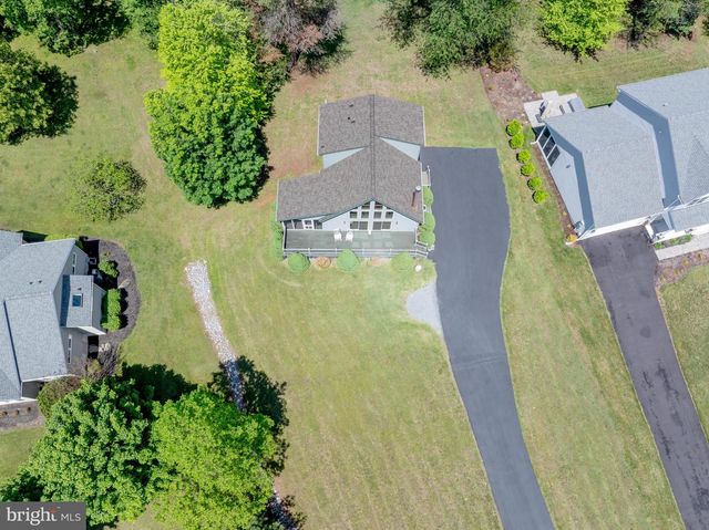 81 NOKOMIS TRL, Hedgesville, WV 25427