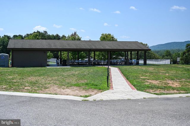 81 NOKOMIS TRL, Hedgesville, WV 25427
