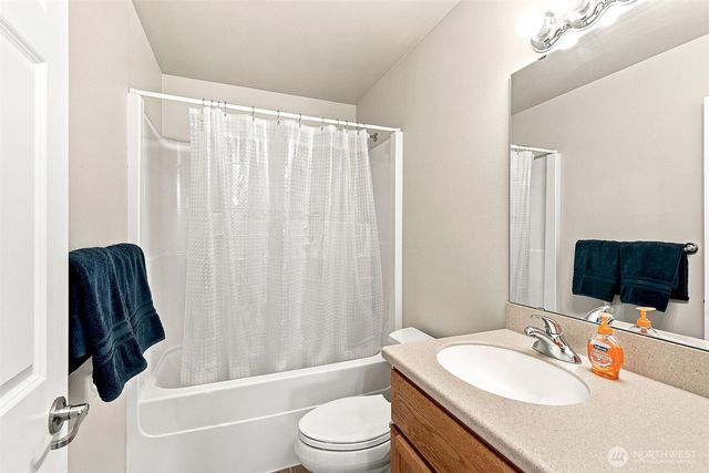 3204 20th Street SW, Puyallup, WA 98373
