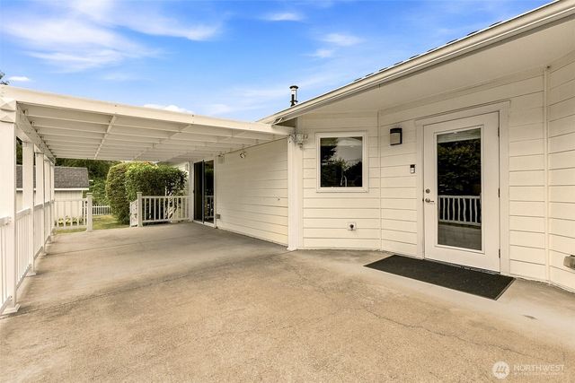 3204 20th Street SW, Puyallup, WA 98373