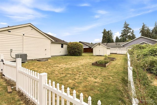 3204 20th Street SW, Puyallup, WA 98373