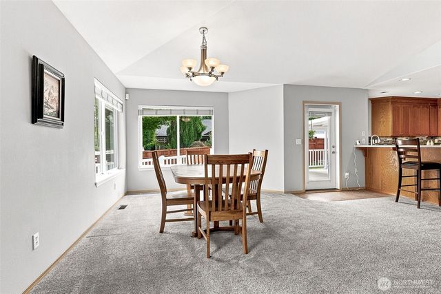 3204 20th Street SW, Puyallup, WA 98373